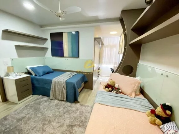 Imagem Descubra esta cobertura maravilhosa, com localização estratégica, próxima a praias, comércio, g...