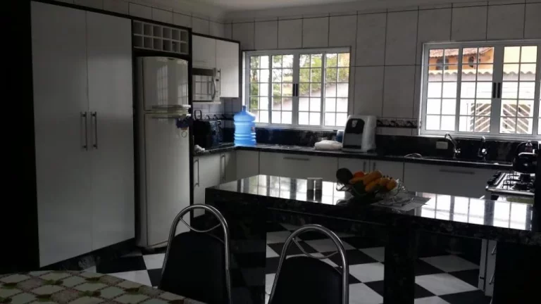 Imagem Sobrado com 3 dormitórios à venda, 250 m² por R$ 850.000,00 - Jardim Carlos Cooper - Suzano/SP