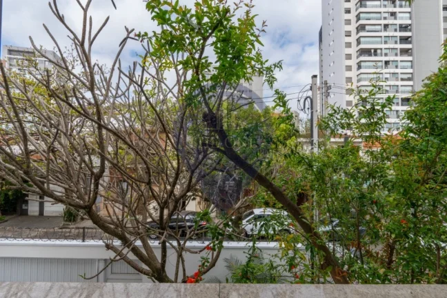 Imagem Imperdível: Casa à venda em São Paulo-SP no Jardim Vera Cruz com 2 quartos, 1 suíte, 2 salas, 4 banheiros, 2 vagas e 192m²