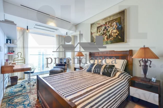 Imagem Apartamento lindíssimo na Rua Curitiba em frente ao parque do Ibirapuera com 332m².