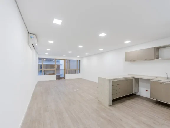 Imagem Conjunto Comercial Vila Romana - 50M², 1 Vaga Determinada, Móveis Planejados, Sacada, Split.