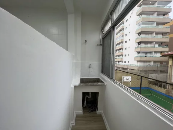 Imagem Lindo Apartamento com um dormitório na Guilhermina - Praia Grande.