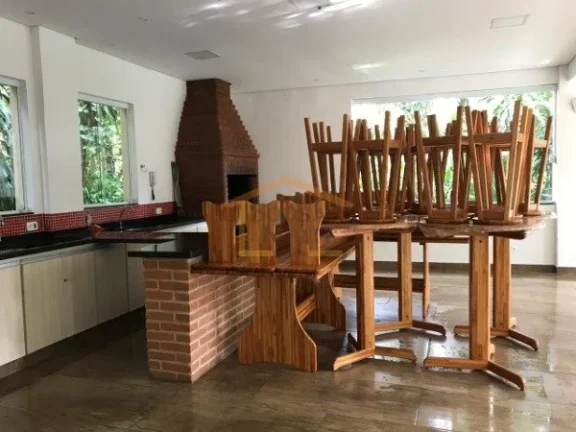 Imagem Apartamento com 75m², 2 dormitórios, 2 banheiros, sala ampla com dois ambientes, cozinha e lavande...