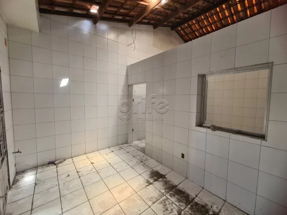 Imagem Excelente casa bem ventilada, em ótima localização na Parquelândia, próximo Av. Bezerra de Mene...