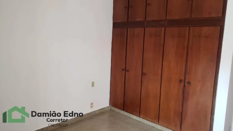 Imagem Casa Comercial Locação e Venda, 322 m² por R$ 1.300.000 R$7,300 locação