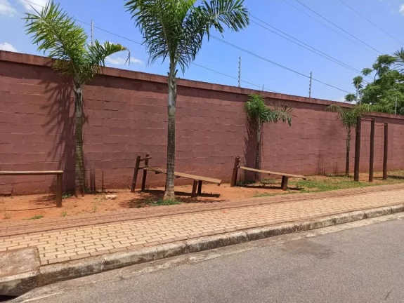 Imagem Sobrado com 2 dormitórios à venda, 60 m² por R$ 340.000,00 - Vila Colorado - Suzano/SP
