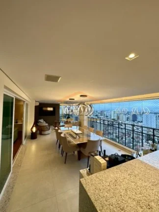 Imagem Apartamento alto padrão, 215m², 4 dormitórios, sendo 3 suítes, escritório, sala ampla para dois...