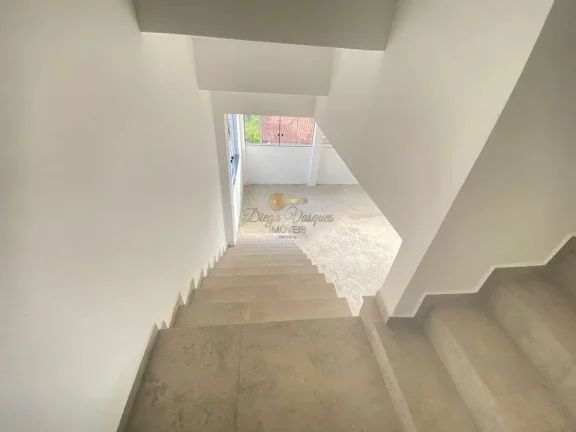 Imagem Casa em Condomínio para Venda em Teresópolis / RJ no bairro Albuquerque