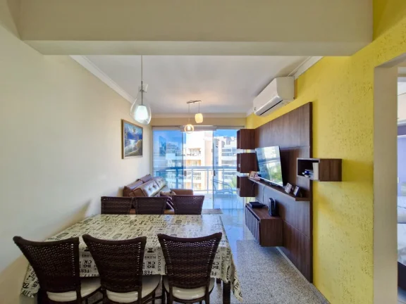 Imagem Apartamento pé na areia à venda em Riviera de São Lourenço Módulo 07: 2 vagas, 2 dormitórios, 1 suíte, 68m² - Varanda gourmet