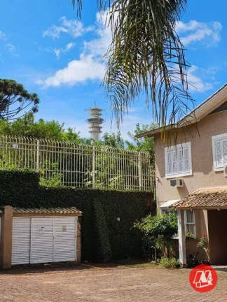 Imagem Sobrado com 3 dormitórios à venda, 100 m² por R$ 300.000,00 - Santa Tereza - Porto Alegre/RS