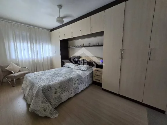Imagem Apartamento- 3 quartos- Varanda- Vista livre- Tanque