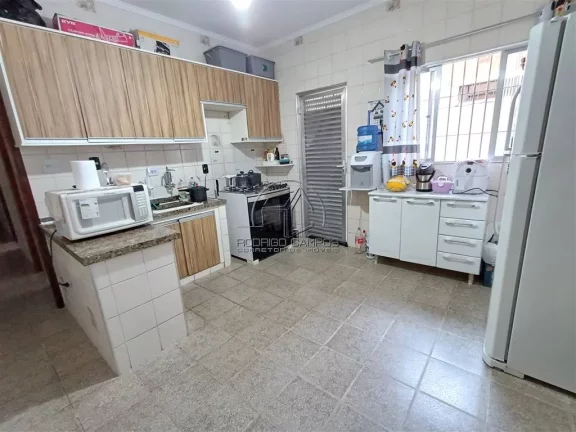 Imagem Espaçosa Casa Geminada 3 Quartos no Ocian - Praia Grande, SP