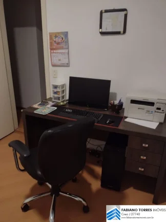 Imagem Ótima oportunidade! Apartamento reformado, com 90 m² de área útil, localizado na Vila Alpina em Santo André.