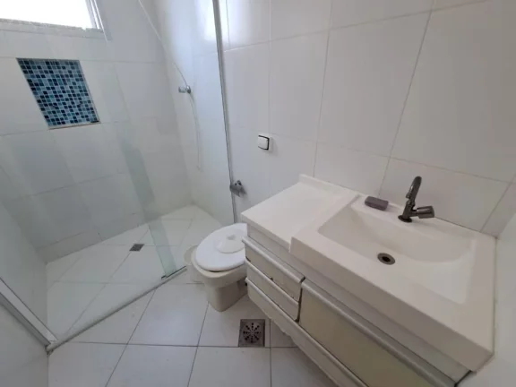 Imagem PITANGUEIRAS- UMA QUADRA DO MAR , GARAGEM NO PRÉDIO, APARTAMENTO ESPETACULAR.