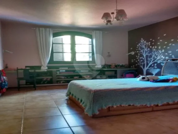 Imagem Casa à venda com 4 quartos, sendo 4 suítes, em Vila Sônia, São Paulo - SP