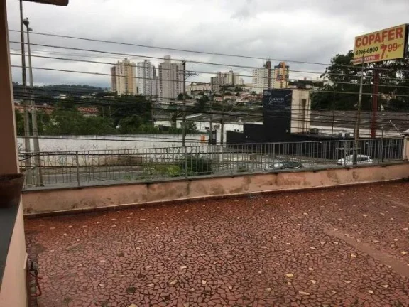 Imagem Casa Antiga com Terreno de 300 m² área 277 m² Construída Ótima Construtor