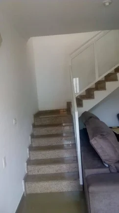 Imagem Sobrado 202 m² 3 Dormitorios sendo 1 Suíte e 7 vagas de Garagens