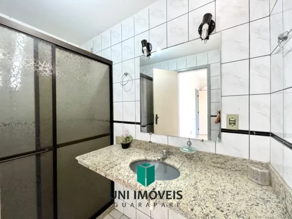Imagem Apartamento espaçoso a venda de 3 quartos com suíte e vaga de garagem na Praia do Morro em Guarapari