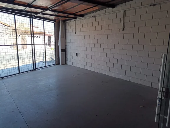 Imagem Sala Comercial para Locação em Votorantim-SP, Real Parque II: 1 Sala, 2 Banheiros, 150,00m² de Área, 1 mezanino.