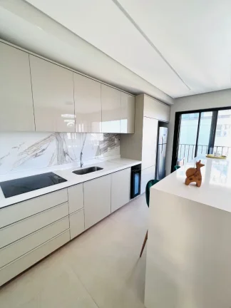 Imagem Aluguel + Taxa de Condominio + IPTU = R$7.000,00
Garantia= Seguro Fiança

Apartamento com fino acab...