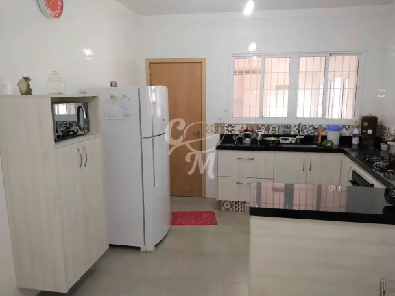 Imagem Casa com 2 Quartos à Venda, 183 m² em Jardim Cristina - Jundiaí