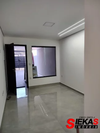 Imagem Imperdível: Casa à venda em São Paulo-SP, Vila Carrão, 3 quartos, 1 suíte, 1 sala, 3 banheiros, 2 vagas, 95m²