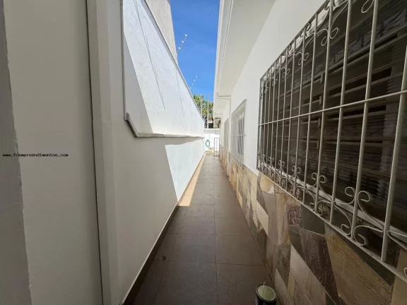 Imagem Casa para Locação em Limeira, Vila Claudia, 5 dormitórios, 3 banheiros, 2 vagas
