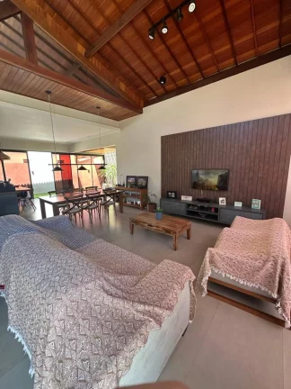 Imagem Casa de Esquina no Condomínio Maikai - Aproveite esta Oportunidade!