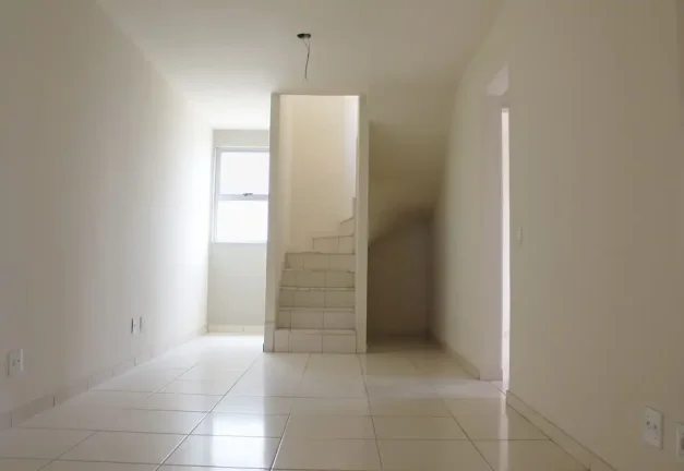 Imagem Los Angeles - Apartamento à venda no bairro João Pinheiro - Belo Horizonte/MG
