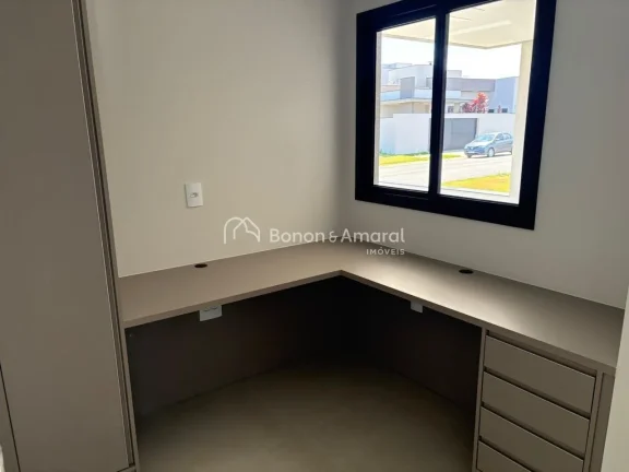 Imagem Esta casa térrea é a combinação perfeita de conforto, elegância e funcionalidade. São três su...