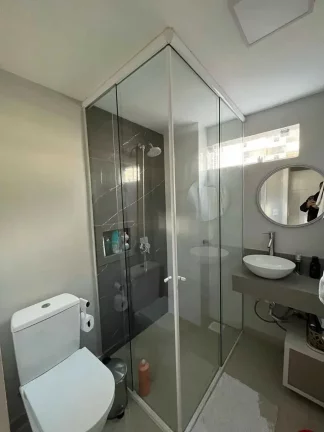 Imagem Apartamento com 3 dormitórios sendo 1 suíte e 1 vaga de garagem na Avenida Brasil