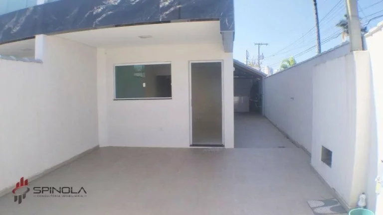 Imagem Sobrado com 2 dormitórios à venda, 80 m² por R$ 490.000,00 - Vila Caiçara - Praia Grande/SP