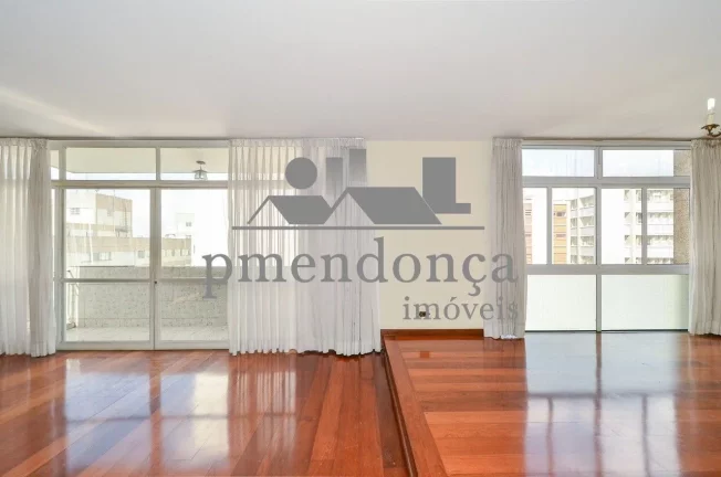 Imagem Apartamento em Higienopolis com 3 quartos (1 sui­te) e 1 vaga, 209m²