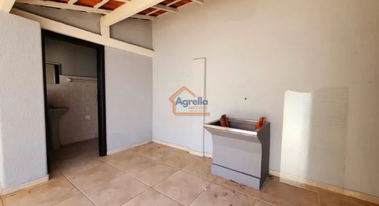 Imagem Casa à venda no bairro Aterrado - Mogi Mirim/SP
