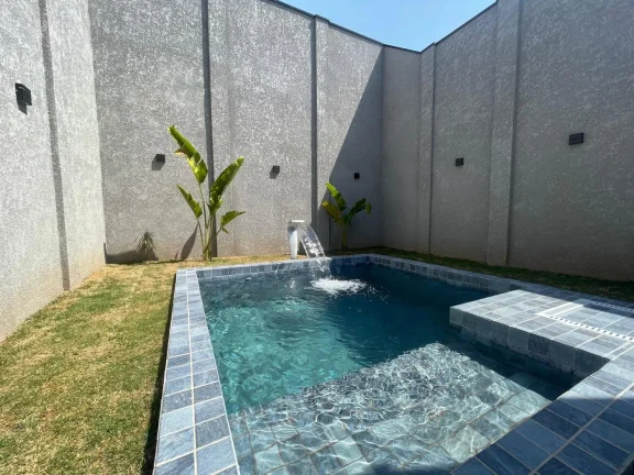 Foto do imóvel: Casa com Piscina e Terraço no Condomínio Nova Jaguari