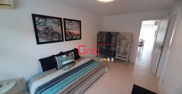 Imagem Casa com 4 dormitórios à venda, 300 m² por R$ 1.700.000 - Ferradura - Armação dos Búzios/RJ
