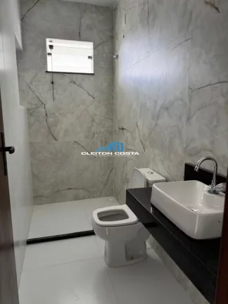 Imagem Casa para Venda em Feira de Santana, Nova Esperança, 3 dormitórios, 1 suíte, 1 banheiro, 2 vagas