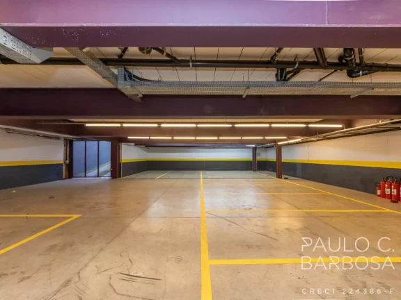 Imagem Alto de Pinheiros Locação - 950m² a.c. - 3 Pavimentos + subsolo - 16 Vagas