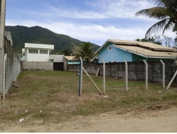 Terreno para Venda em Ubatuba / SP no bairro Maranduba