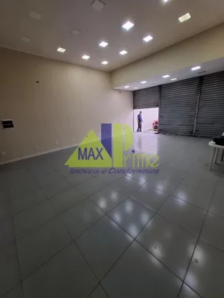Imagem Salão Comercial para Locação Av São Miguel: 2 Salas, 2 Banheiros, 2 Vagas de Garagem, 130,79 m² de Área - Depósito Grande e 2 Vagas Inclusos!