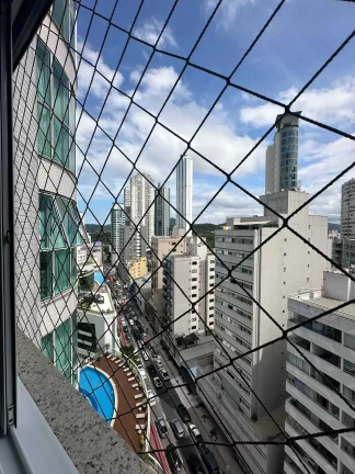 Imagem Apartamento alto padrão com 3 suítes e 4 vagas de garagem em - Balneário Camboriú/SC