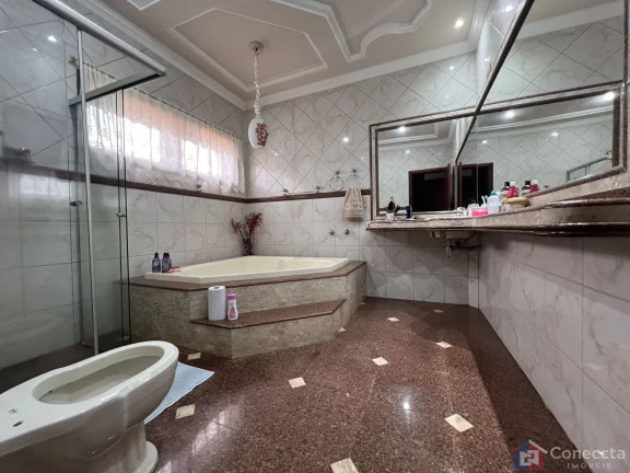 Imagem Sobrado à Venda no Alto Caiçaras – 4 Quartos, 2 Suítes e 380m² Construídos