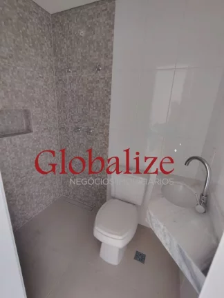 Imagem Casa com 3 dormitórios no Gonzaga em Santos por R$ 750.000,00, churrasqueira , 01 suíte e 01 vaga de garagem