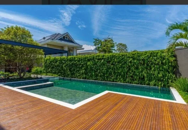 Imagem CASA TRIPLEX Condomínio DEL LAGO