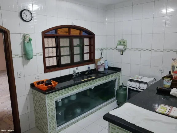 Imagem Casa para Venda em Peruíbe, Belmira Novaes, 3 dormitórios, 2 banheiros, 4 vagas