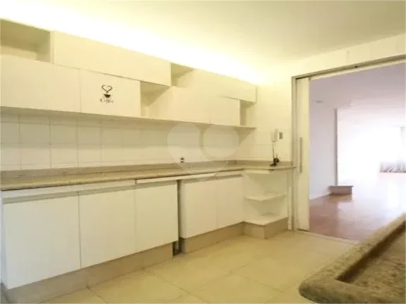 Imagem Apartamento à venda com 3 quartos, sendo 2 suítes, no condomínio Villa Amalfi, São Paulo - SP