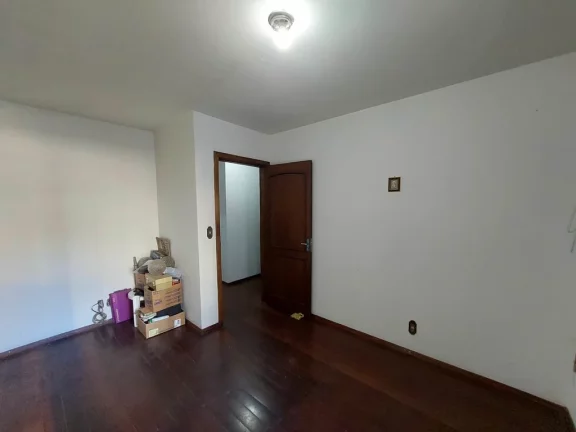 Imagem Casa à venda em Porto Alegre, Rio Branco, com 5 quartos, 176m2