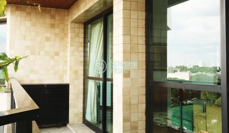 Imagem Excelente apartamento, 326 metros, 4 dormitórios, 2 suítes, 2 quartos com uma suíte americana, sa...