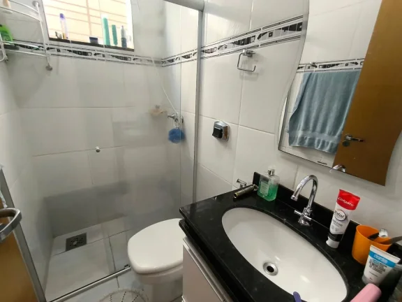 Imagem Casa De 3/4 C Suite Lote Grande No Santa Luzia , Parte Alta Do Setor