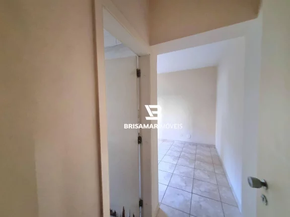 Imagem PITANGUEIRAS- UMA QUADRA DO MAR , 140 M² ÚTEIS , 02 VAGAS DE GARAGEM NO PRÉDIO.